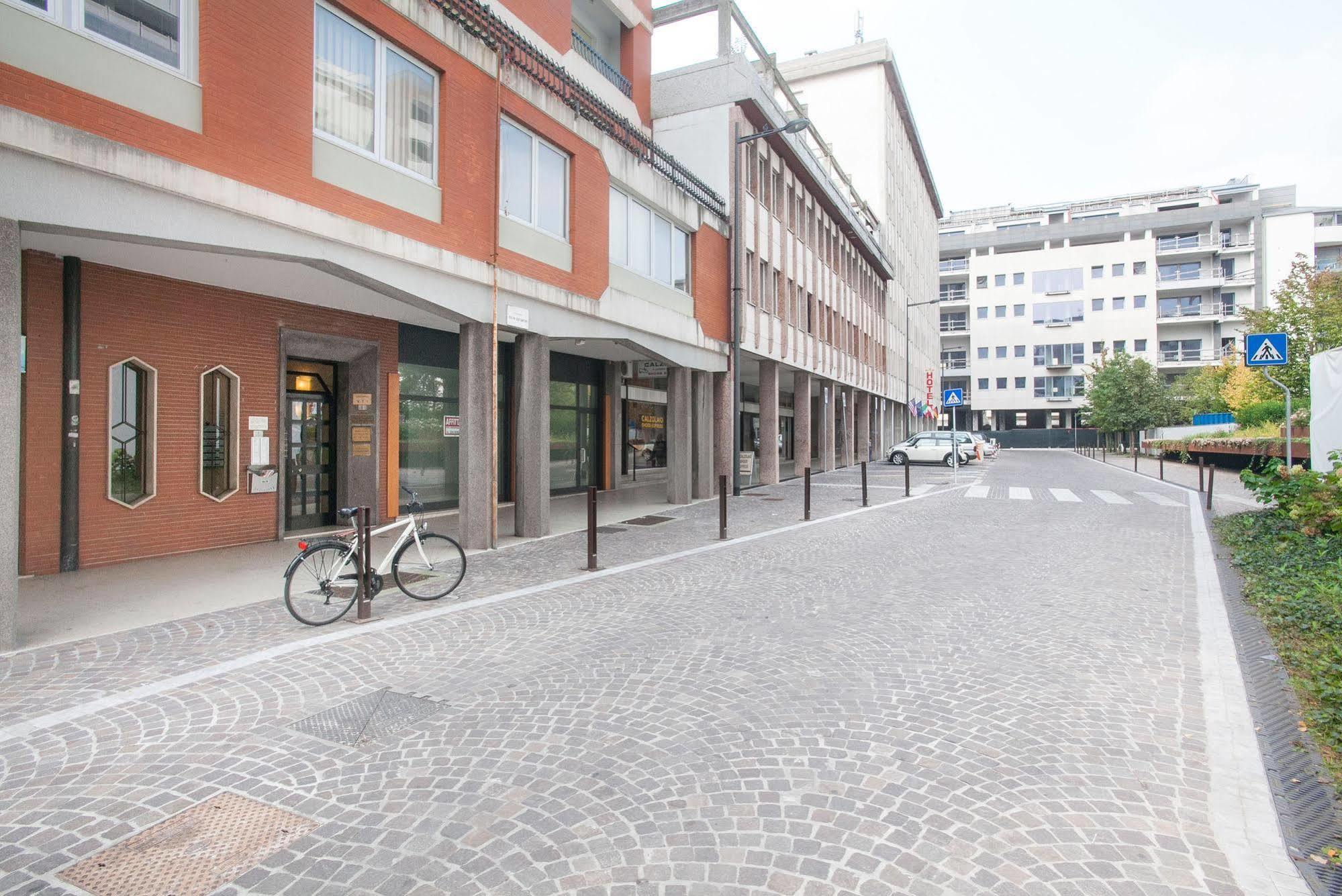 Albergo Residence Italia Vintage Hotel Pordenone Exterior photo